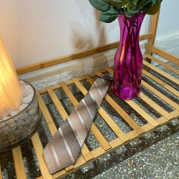 Austin Manor Men’s Neck Tie - Picture 5 of 7